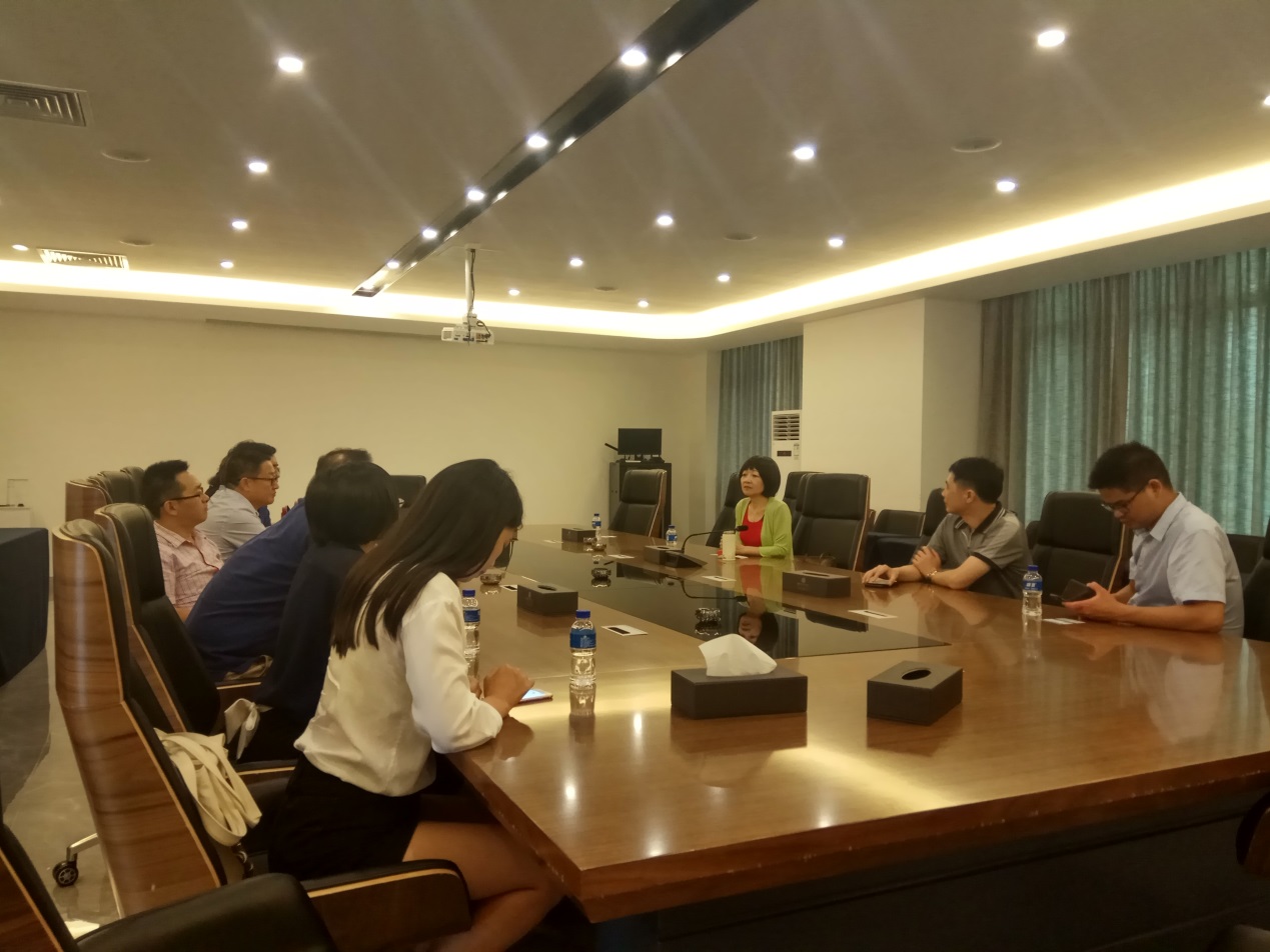 说明: F:\产业学院\新闻稿\安徽商贸\ea80193c46413b673b54cc3220cf2b6.jpg