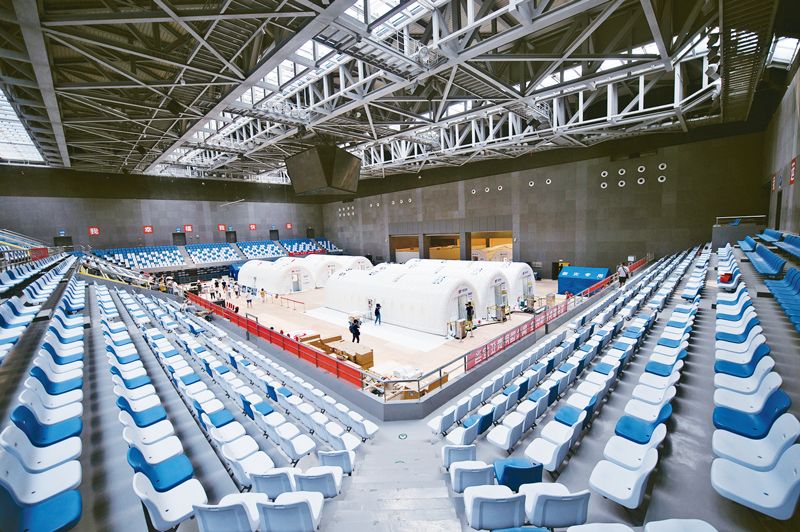 这是2020年6月23日拍摄的位于北京大兴区体育中心内的气膜版“火眼”核酸检测实验室 新华社发 陈钟昊/摄