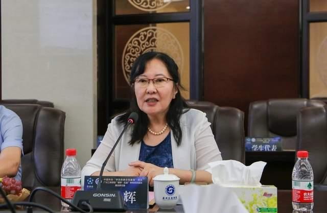 ky开元集团官网“德学&middot;五进”学风传承基地项目建设研讨会举行