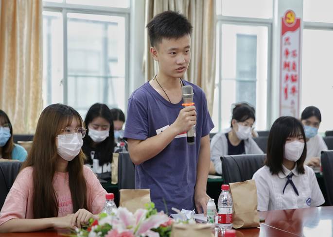 B9479395-91A2-4B4F-879A-85A401FF0BFD_org