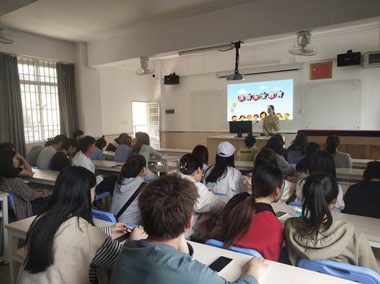 说明: E:\网站建设\安全班会照片(1)\安全班会照片\1 (8).jpg