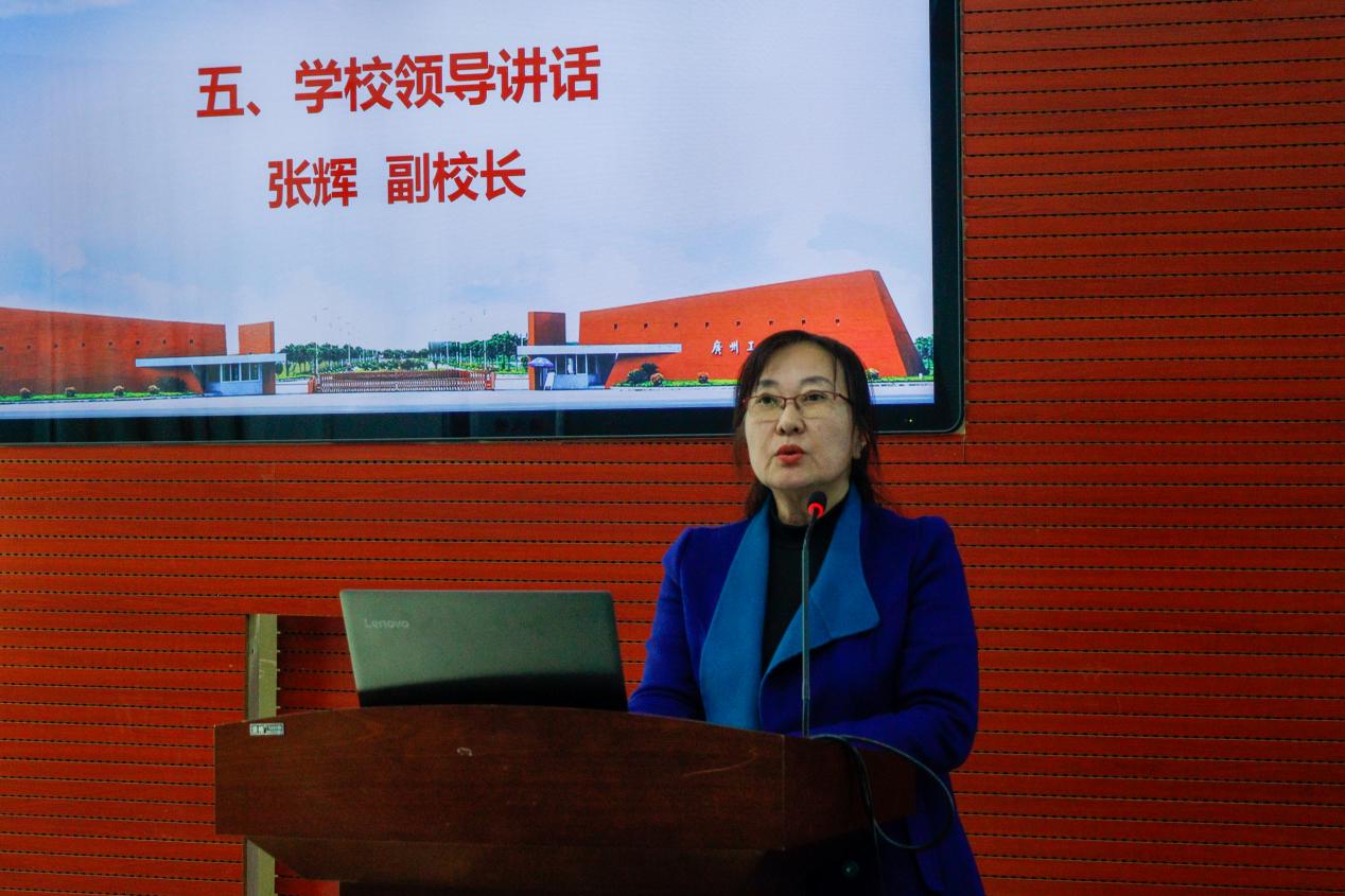 说明: 未命名-9608 说明: 未命名-9608